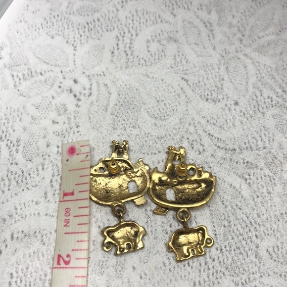 Vintage Noah Ark Antiqued Gold Tone Statement Dangle Drop Earrings. - Picture 4 of 4